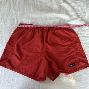 Patagonia baggie shorts, size L, women’s, pale red